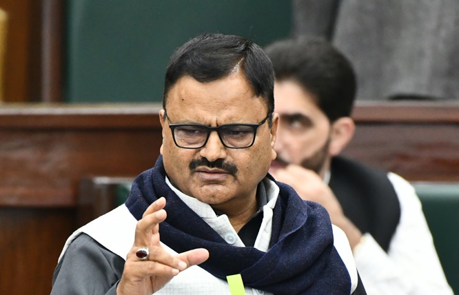 'J&K Govt orders for regular promotion of retired Executive Engineer as Superintending Engineer'